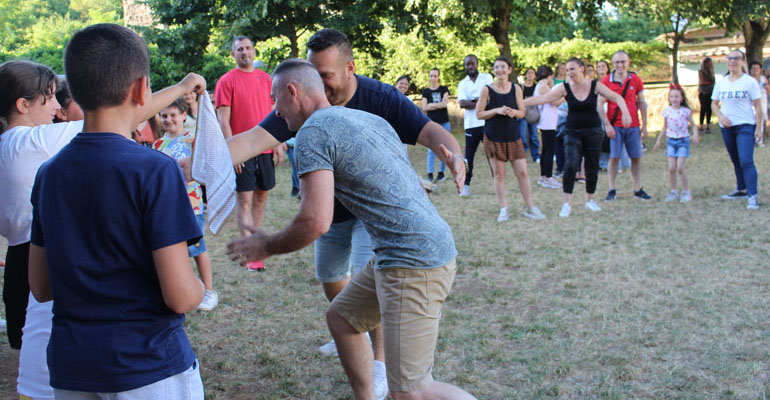 La collegiale va a scuola di divertimento - Festashop