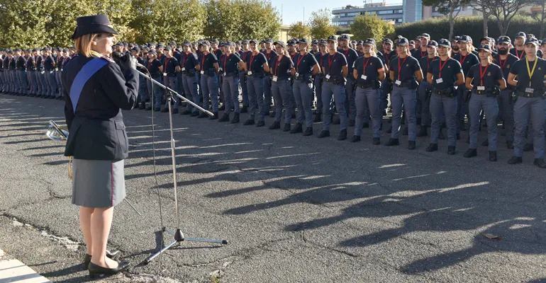 Nettuno. Polizia di Stato. Il 20° Corso Allievi Agenti Tecnici ha giurato fedeltà alla Repubblica Italiana